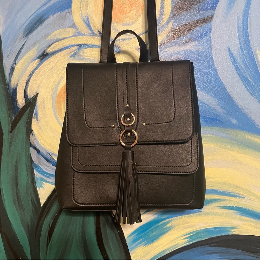 Imoshion Black Backpack with Tassel